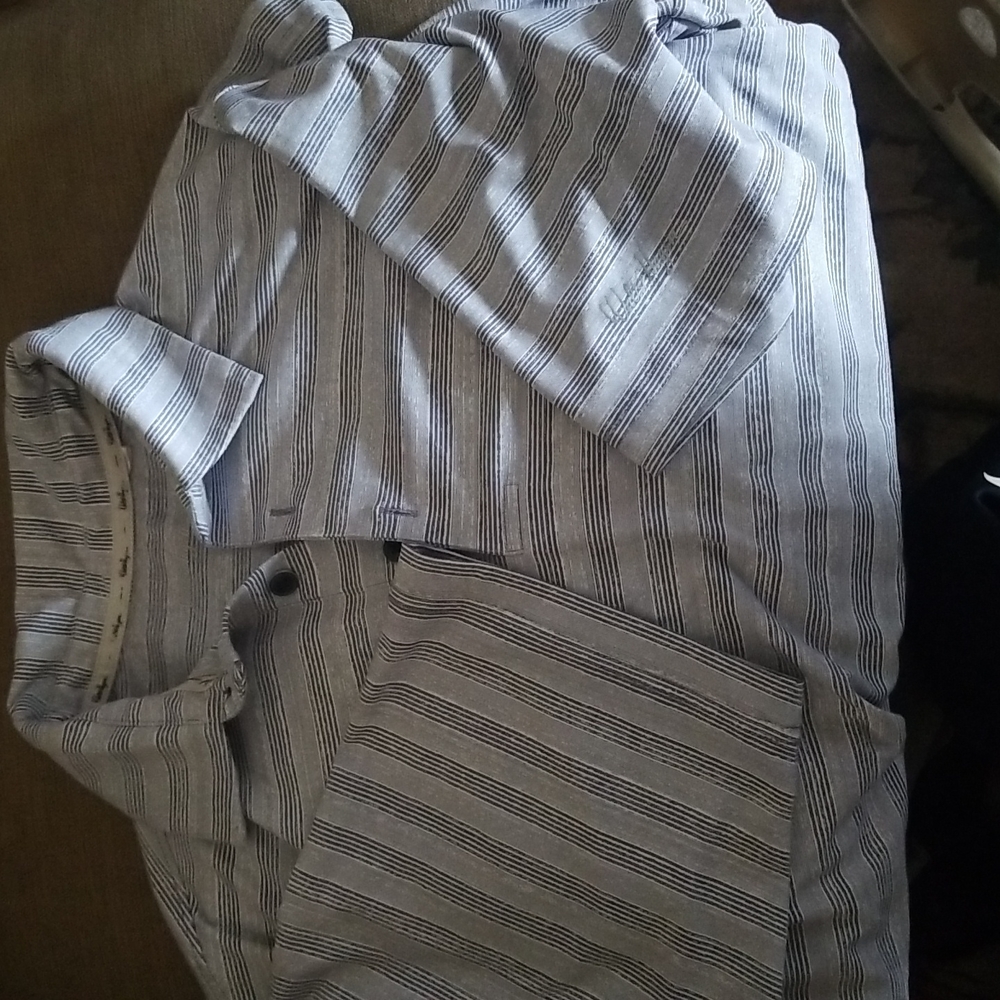 Walter Hagen golf shirt. Men's size small.